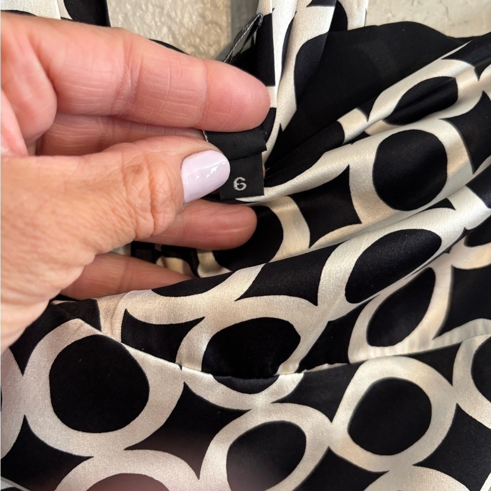 Laundry silk Halter tied Dress black and cream size 6 - Picture 3 of 9